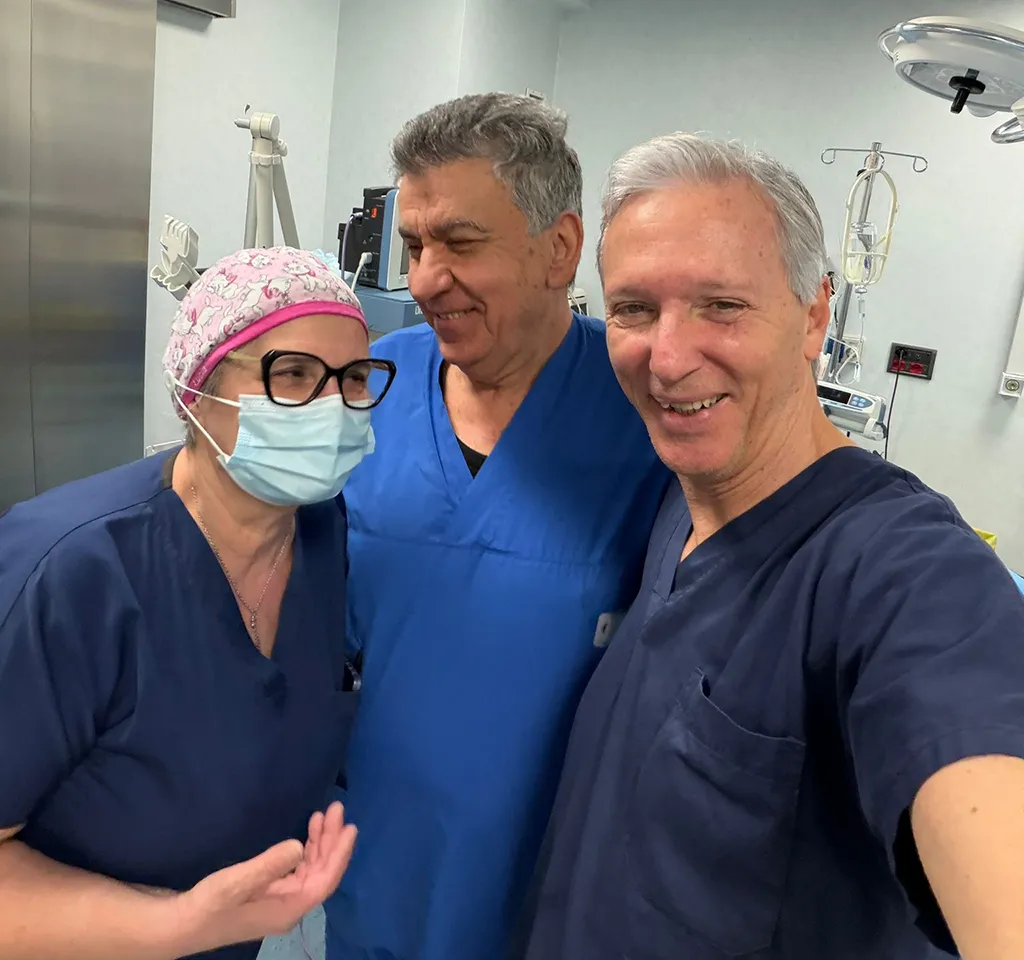 Prof. A. Littara und Team